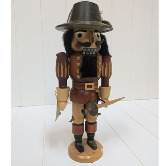 Christian Ulbricht Musketeer Nutcracker - Natural - Made in Germany - Picture 1 of 10